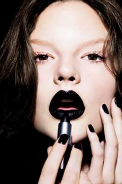 black lipstick