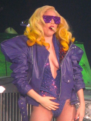 Lady Gaga at Monsterball UK. Photo by Nellyfus.