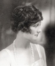 Coco Chanel, 1920.