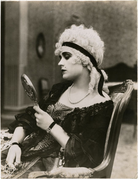 Pola Negri as Madame DuBarry.
